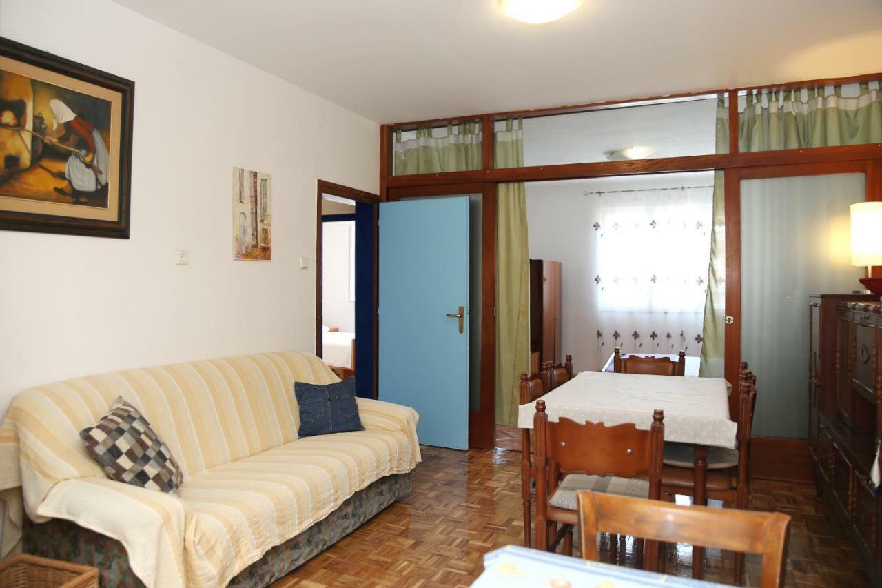 Seaside Apartment Tisno Exteriör bild
